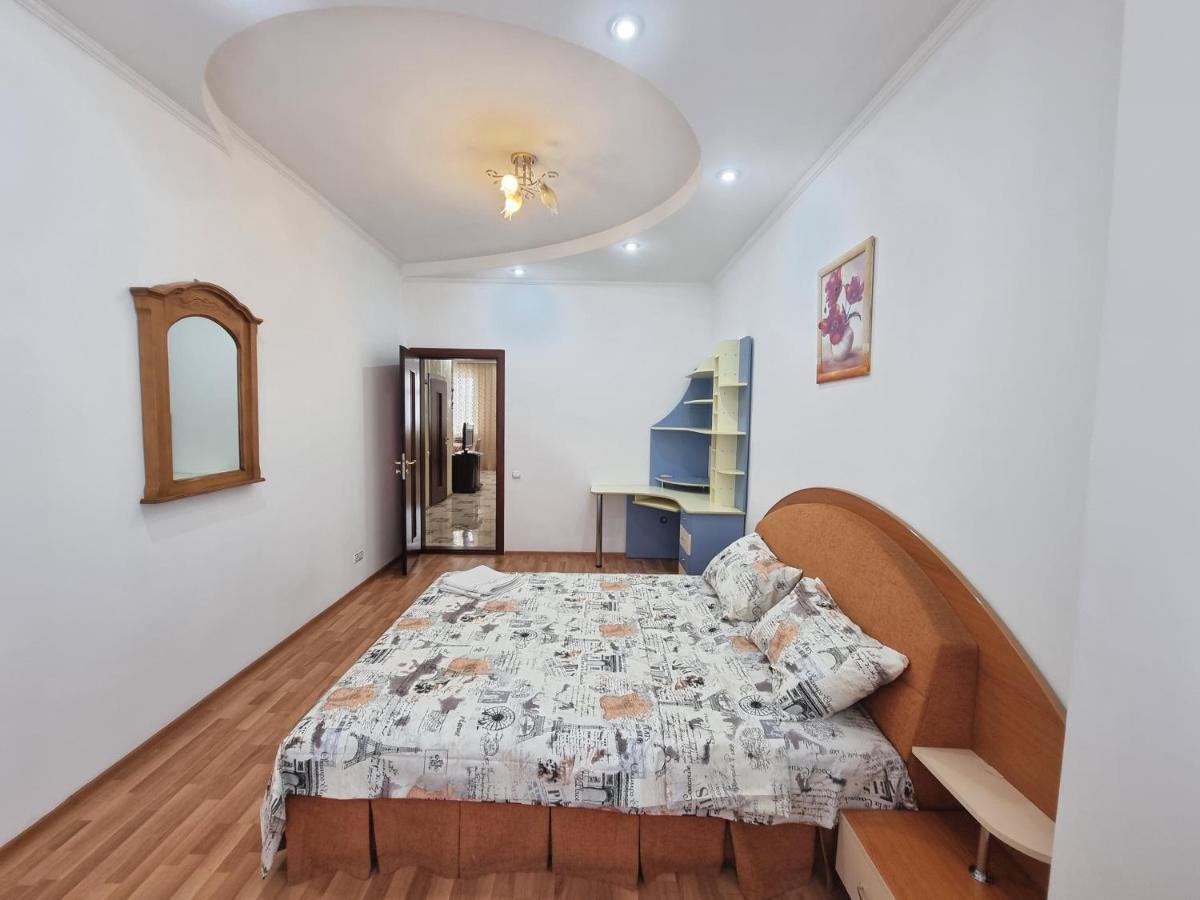 צ'יסינאו Extra Grand Apartments Two Bedrooms Ultracentral מראה חיצוני תמונה