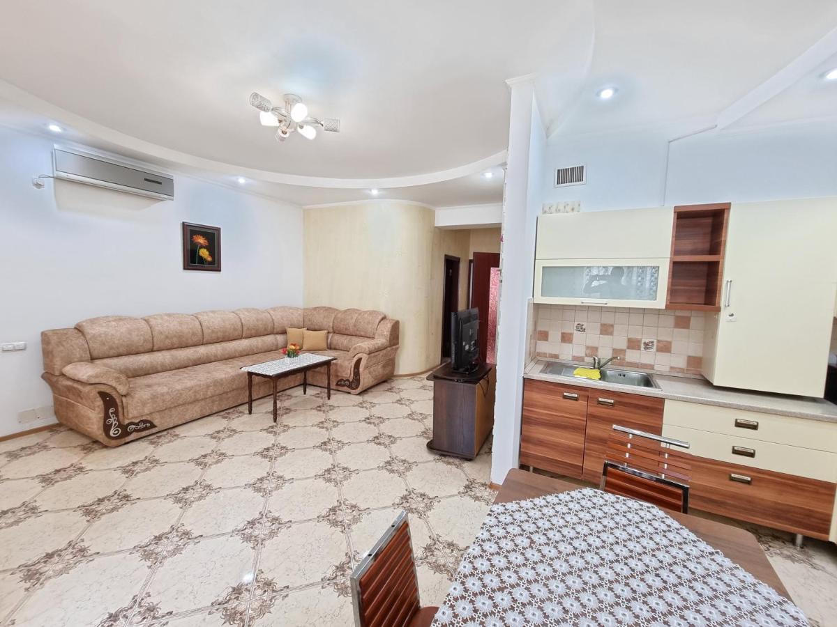 צ'יסינאו Extra Grand Apartments Two Bedrooms Ultracentral מראה חיצוני תמונה