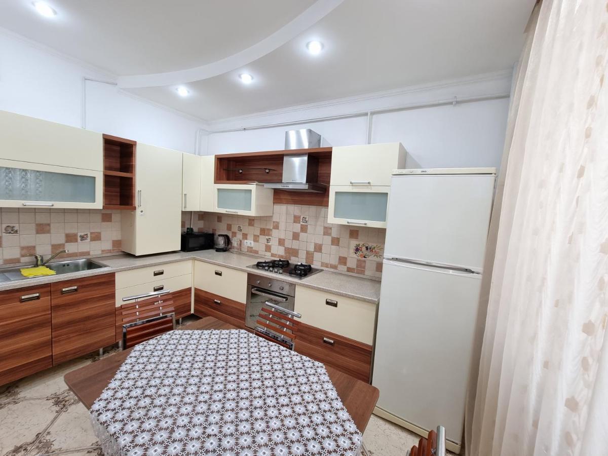 צ'יסינאו Extra Grand Apartments Two Bedrooms Ultracentral מראה חיצוני תמונה