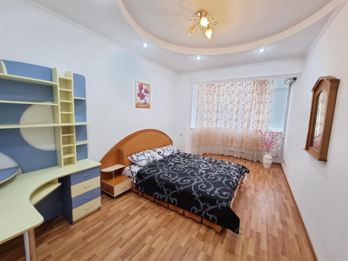 צ'יסינאו Extra Grand Apartments Two Bedrooms Ultracentral מראה חיצוני תמונה