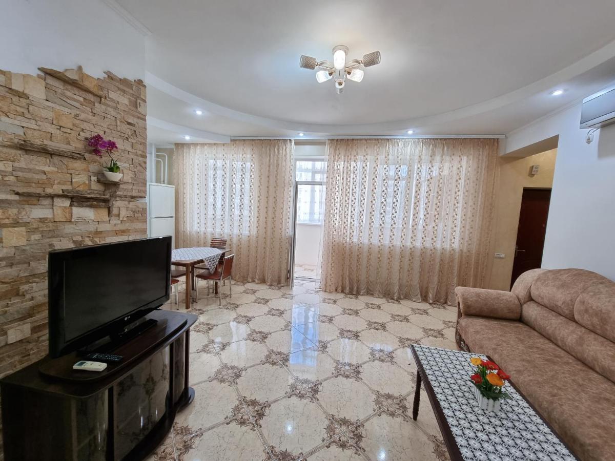 צ'יסינאו Extra Grand Apartments Two Bedrooms Ultracentral מראה חיצוני תמונה