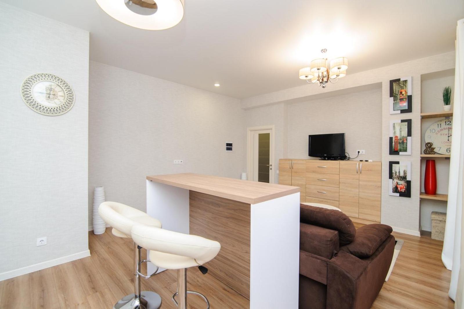 צ'יסינאו Extra Grand Lev Tolstoi Two Bedrooms מראה חיצוני תמונה