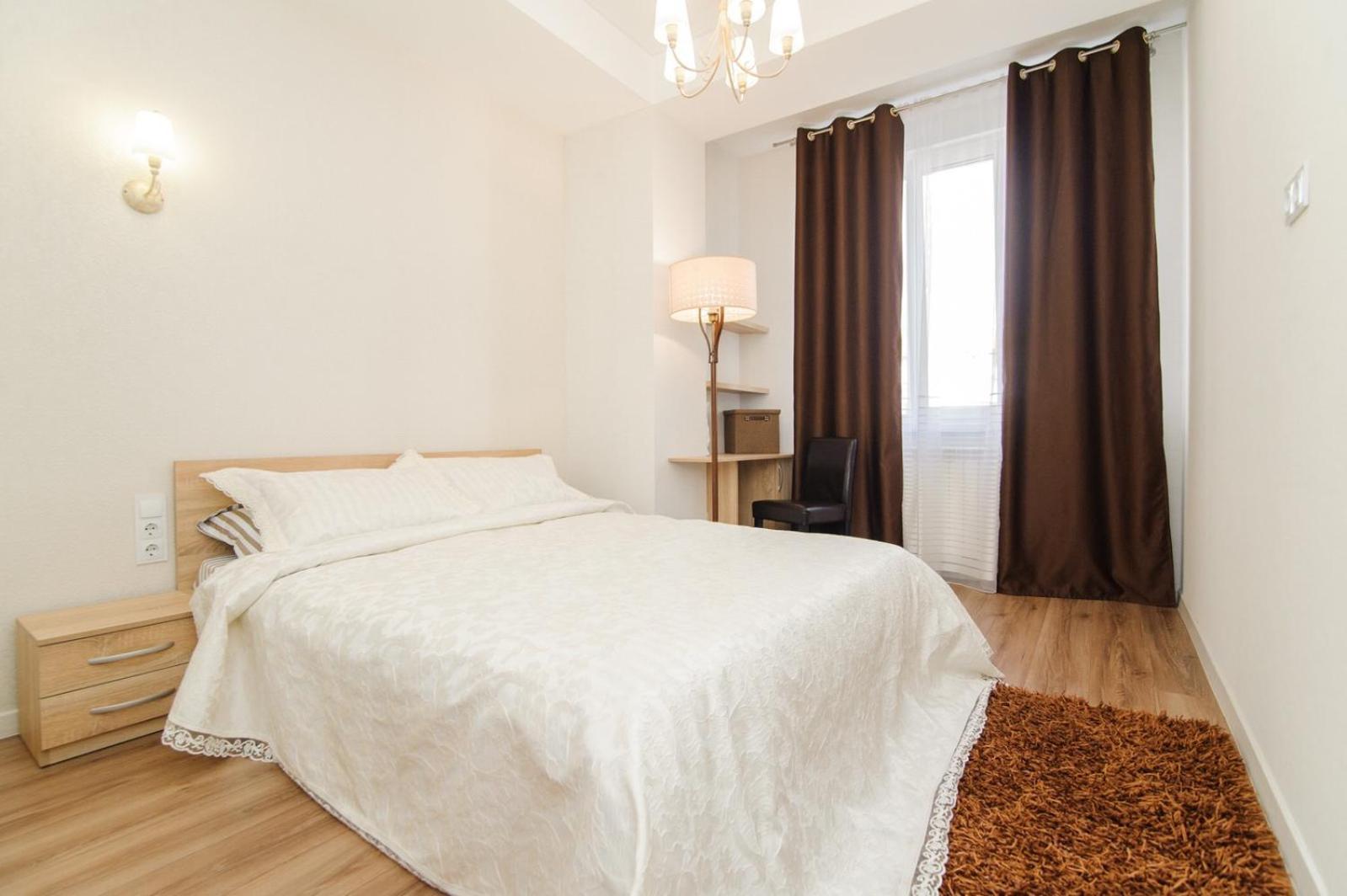 צ'יסינאו Extra Grand Lev Tolstoi Two Bedrooms מראה חיצוני תמונה