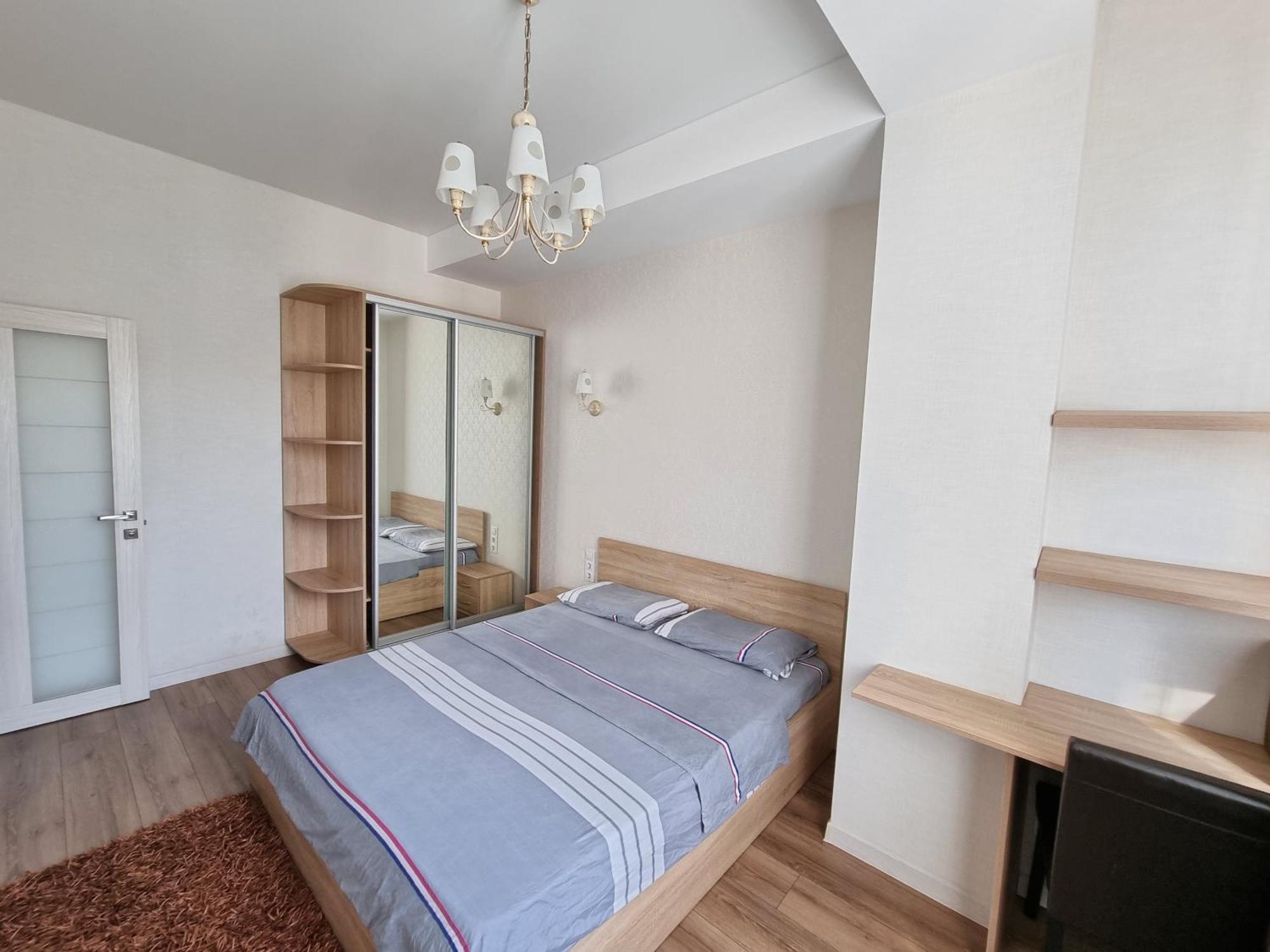 צ'יסינאו Extra Grand Lev Tolstoi Two Bedrooms מראה חיצוני תמונה